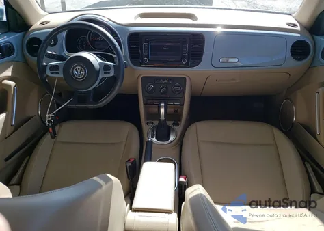 2014 Volkswagen Beetle 1.8T z USA, uszkodzony, nr VIN 3VWJ17ATXEM663919